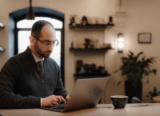 Дорого и сердито: названы 3 самые востребованные сегодня профессии