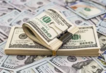 Экономист Беляев заявил, что конфликт США и Ирана не угрожает доллару