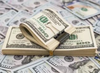 Экономист Беляев заявил, что конфликт США и Ирана не угрожает доллару