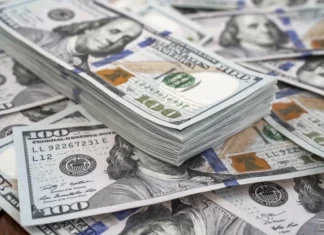 Экономист Григорьев заявил о возможности падения доллара до 75 рублей