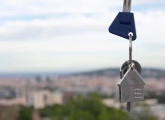 Эксперт Банников сказал, как быстро собрать первоначальный взнос по ипотеке