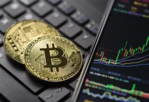 Эксперт Барышников указал на риски снижения биткоина до $65 тыс.