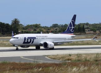 LOT объявил флеш-распродажу: дешевые авиаперелеты по Польше