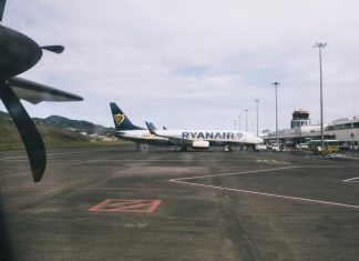 Лоукостер Ryanair объявил флеш-распродажу: авиаперелеты – от € 14