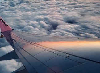 Лоукостер Ryanair проводит быструю распродажу: авиаперелеты – от € 16