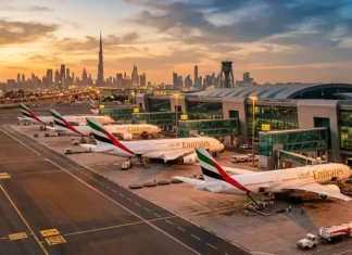 Непредсказуемое небо над Дубаем: Emirates меняет расписание, к чему готовиться пассажирам