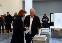 Орбан проголосовал на выборах в Венгрии и сделал заявление