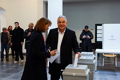Орбан проголосовал на выборах в Венгрии и сделал заявление