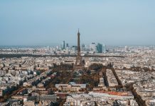 Парижский небоскреб Монпарнас закрывается на реконструкцию