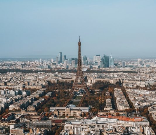 Парижский небоскреб Монпарнас закрывается на реконструкцию