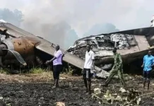 Пассажирский самолет разбился в Южном Судане: 14 погибших