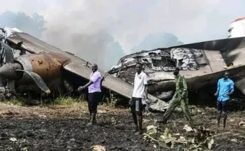Пассажирский самолет разбился в Южном Судане: все погибли