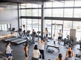 Почему стоит купить абонемент в тренажёрный зал и как выбрать лучший вариант