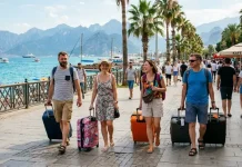 Российские туристы потратили на отдых за границей 50 миллиардов долларов