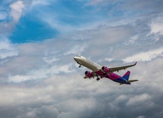 Сразу три европейских лоукостера проводят распродажи: перелеты – от € 14