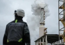 Страны ОПЕК+ могут увеличить добычу нефти