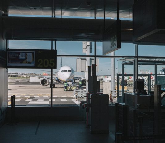 У лоукостера Ryanair новая флеш-распродажа: авиаперелеты – от € 14