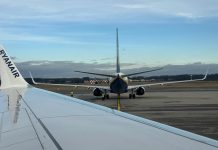 У лоукостера Ryanair новая распродажа: авиаперелеты – от € 15