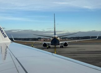 У лоукостера Ryanair новая распродажа: авиаперелеты – от € 15