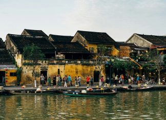 Вьетнам ввел цифровые карты прибытия для въезда в страну