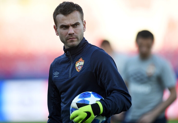 «Ошибайтесь – это нормально». Открытое письмо Игоря Акинфеева