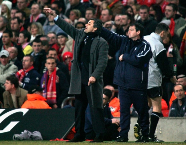 Кубок Лиги – первый трофей «Челси» при Абрамовиче. В финале вырвали победу у «Ливерпуля»!