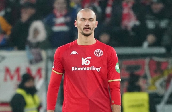 Главные трансферы недели: Депай в «Атлетико», Хайкин в Англии, «Арсенал» подписал Троссарда и Кивера