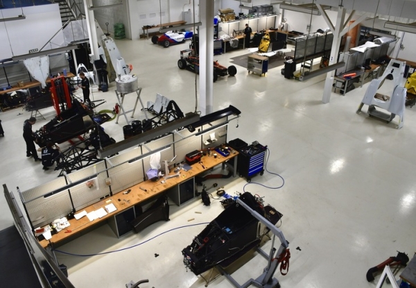 В Москве уже делают гоночные прототипы, хоть никто и не верил! Побывали на заводе и изучили процесс до винтика