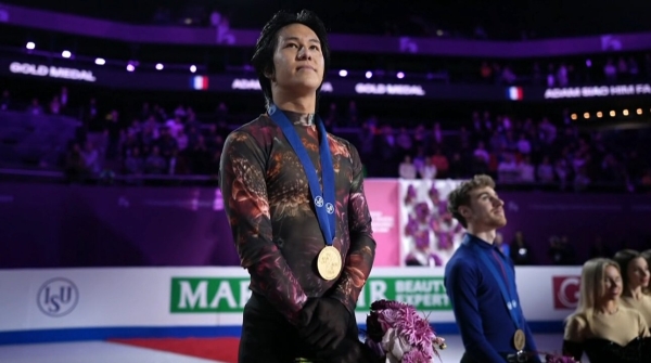 Хулиганство лучшего фигуриста Европы: настолько сильнее всех, что сделал сальто в прокате. А это запрещено!