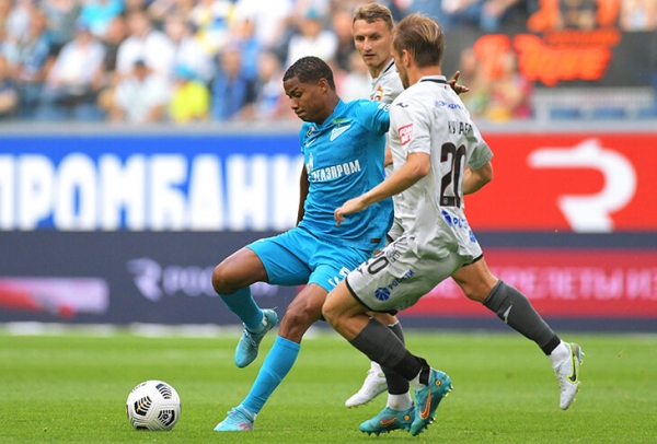 15 лучших игроков РПЛ в сентябре: гегемония «Зенита», трио из «Оренбурга» и Соболев