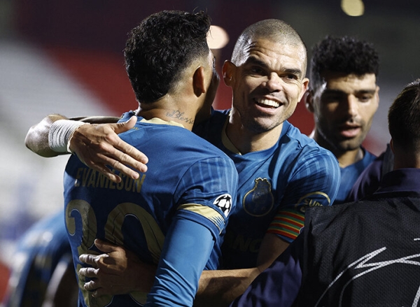 Пепе – самый возрастной полевой игрок ЛЧ! А кто еще в топ-10?