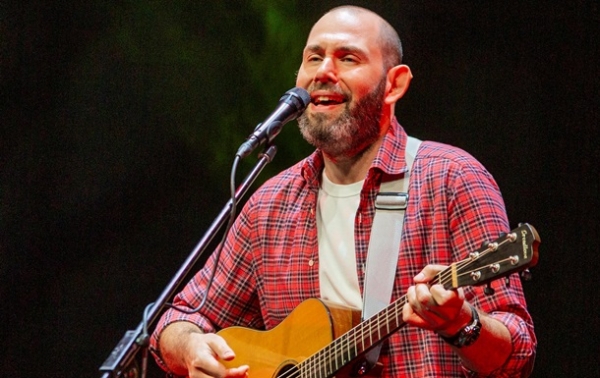 Слепаков от имени России спел "колыбельную" о войне в Украине