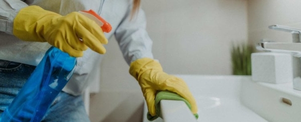 На зубных щетках и лейках для душа нашли сотни вирусов - Hi-News.ru