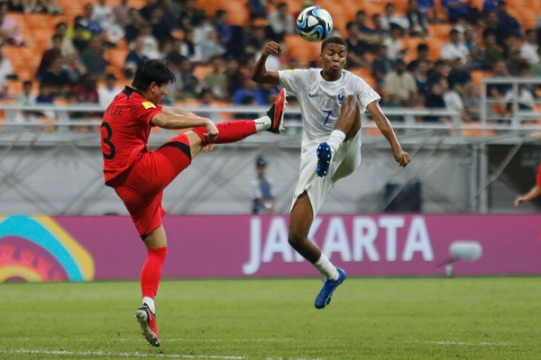 Ого, Узбекистан выбил Англию с ЧМ до 17 лет! Могут сразу пройти и в полуфинал – из-за дисквала Франции