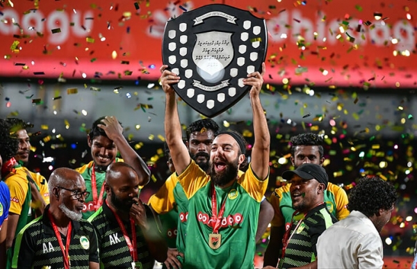 Интервью с Шарифом Мухаммадом, который играл за «Анжи» и рассказал об откатах в молодежке. Сейчас он капитан сборной Афганистана и чемпион Мальдив