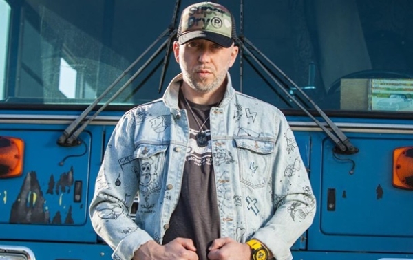 Рэпер Серега показал личную жизнь в документальном фильме