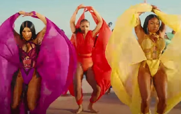 Украинская режиссер сняла клип для рэп-певиц США