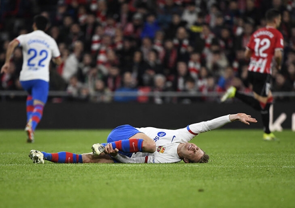 &laquo;Барса&raquo; потеряла очки, Де Йонга и Педри. Боль, слезы, куча проблем