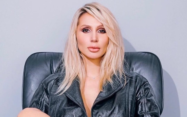 Лобода взбудоражила Сеть "голым" фото с тюленем