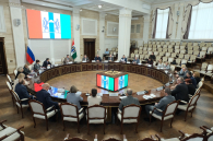 Гарик, ты исцеляешь – новосибирцы на «Локомотив-Арене» спели главные хиты Сукачева