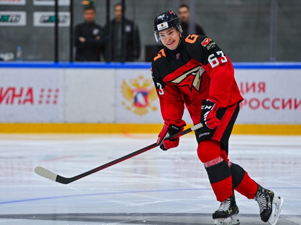 Топ-юниор &laquo;Авангарда&raquo; (и &laquo;Вашингтона&raquo;) вернулся после лимфомы Ходжкина: гол, передача и победный буллит уже во втором матче