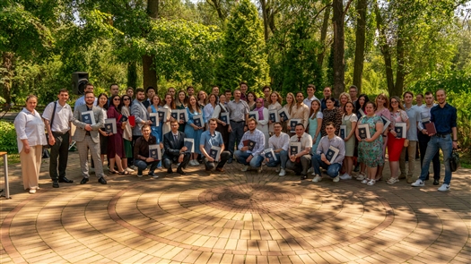 В Ботаническом саду вручили дипломы завершившим обучение аспирантам Самарского университета