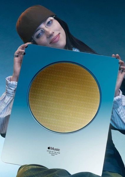 Билли Айлиш стала артисткой года Apple Music