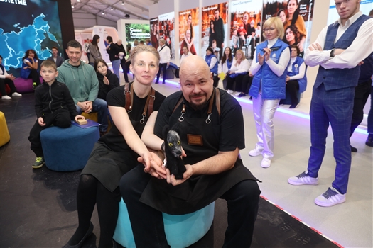 Самарская область представила успешные практики активного долголетия на выставке-форуме "Россия"