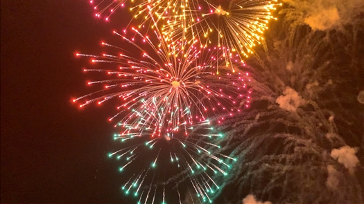 Праздничный салют в честь Дня защитника Отечества состоялся в Самаре