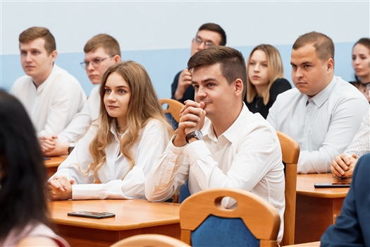 Передовая инженерная аэрокосмическая школа: есть первый выпуск!