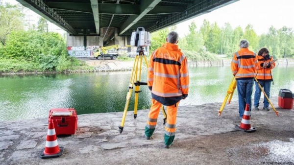 Автобаны Германии приходят в негодность. Безопасность самых скоростных дорог становится мифом - Hi-News.ru