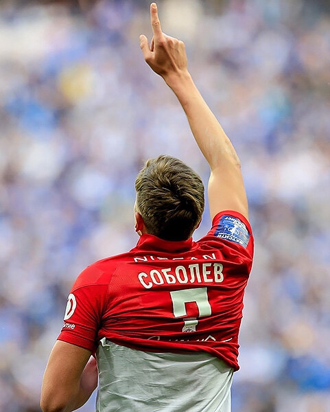 Соболев заплакал после гола в финале Кубка. Он посвятил его маме  
