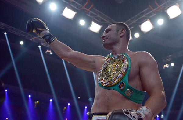 Думаете, возрастной ценз только в фигурке? Нееет – в гимнастике поднимали дважды (но не спаслись от обмана), а пловцы испугались 10-летней девочки