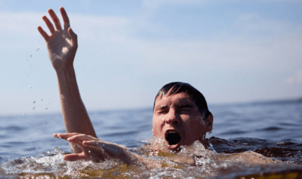 Как выжить, если вы неожиданно оказались в глубокой воде - Hi-News.ru